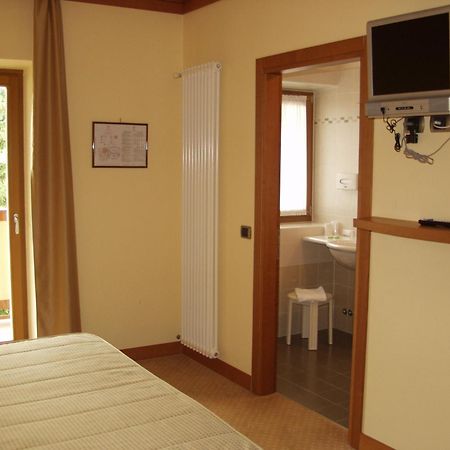 Relais San Giusto Hotel Campitello di Fassa Bagian luar foto