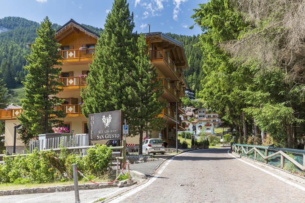 Relais San Giusto Hotel Campitello di Fassa Bagian luar foto