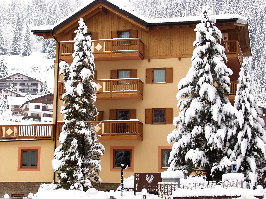 Relais San Giusto Hotel Campitello di Fassa Bagian luar foto