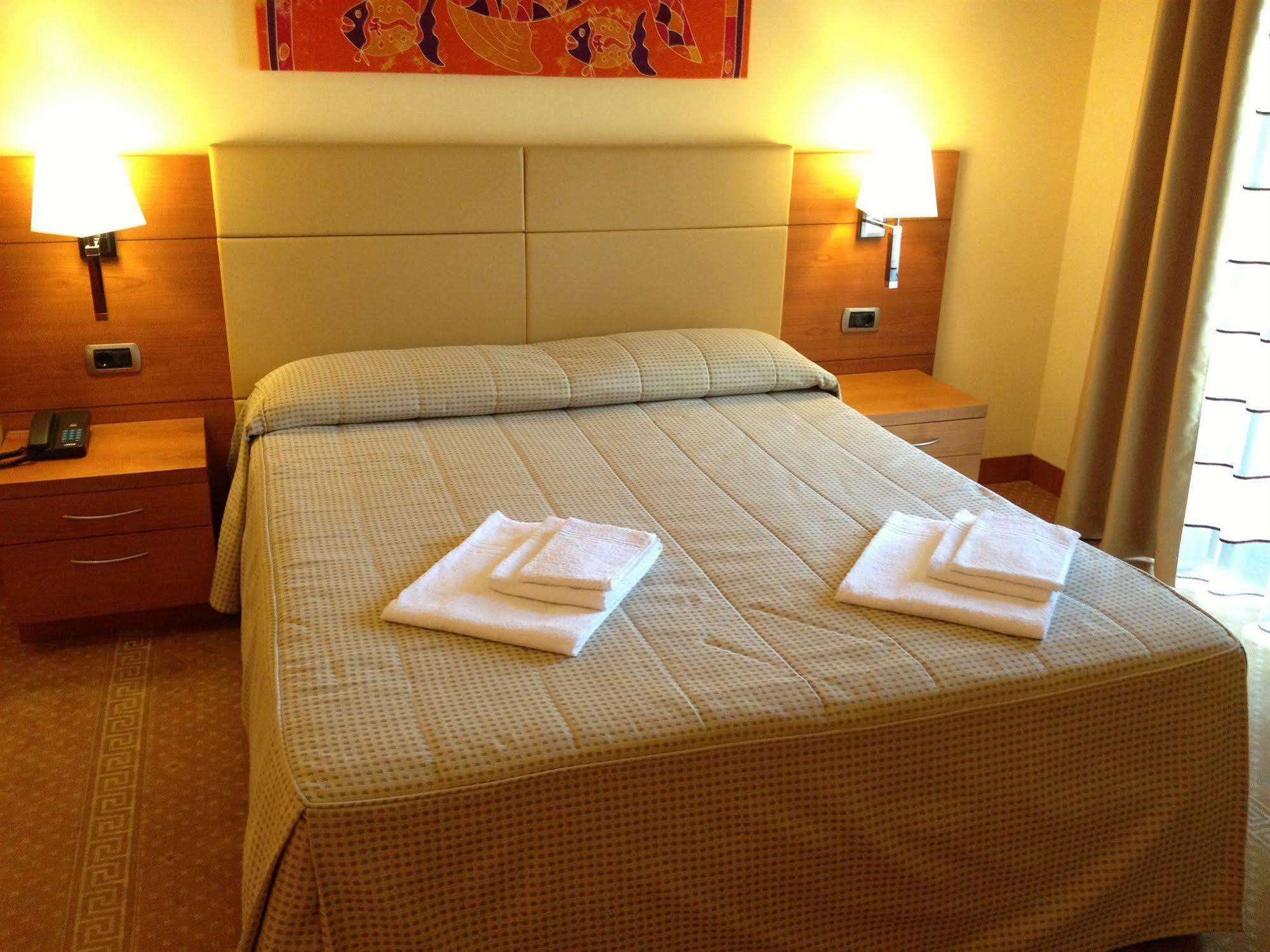 Relais San Giusto Hotel Campitello di Fassa Bagian luar foto