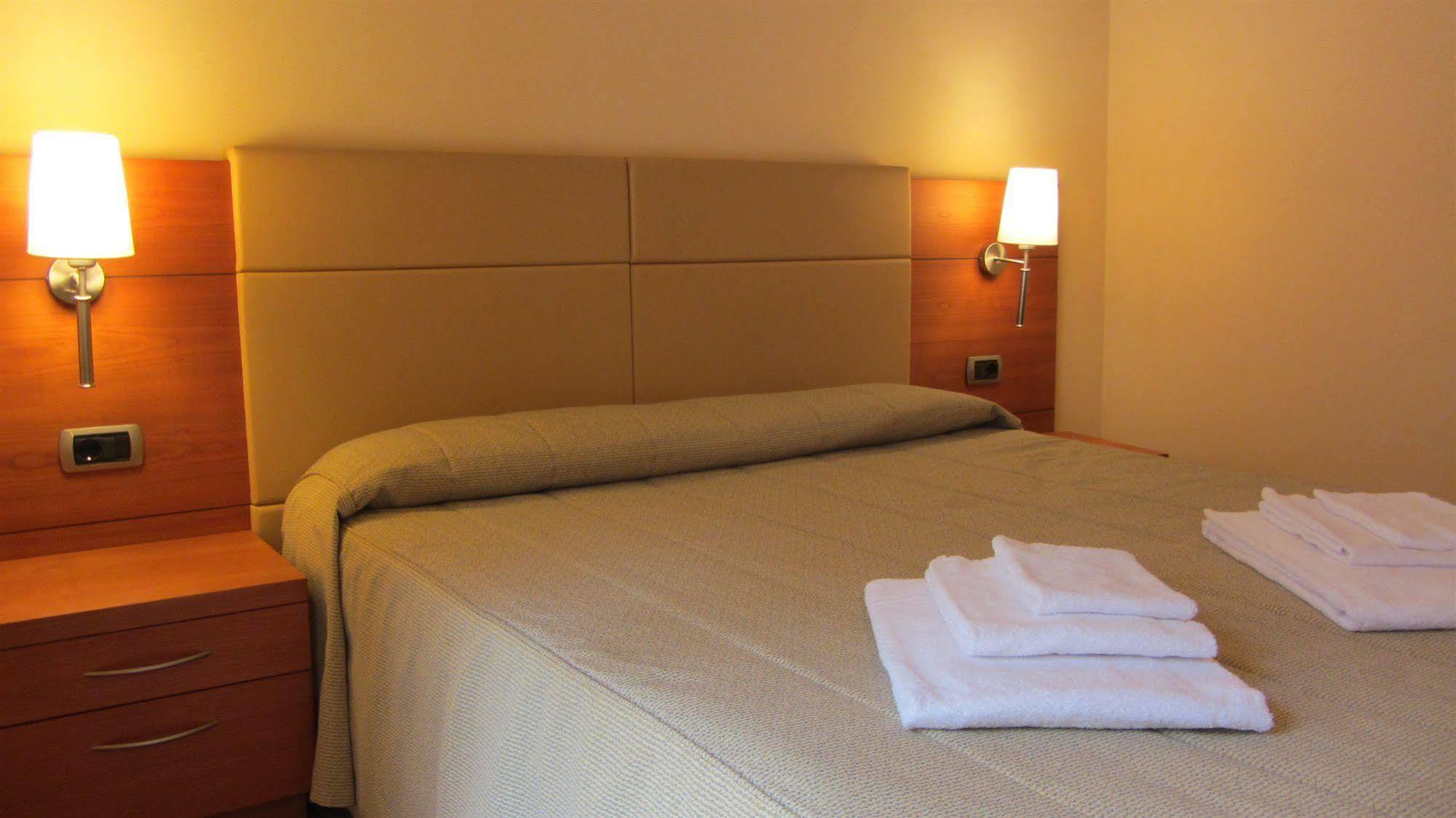 Relais San Giusto Hotel Campitello di Fassa Bagian luar foto